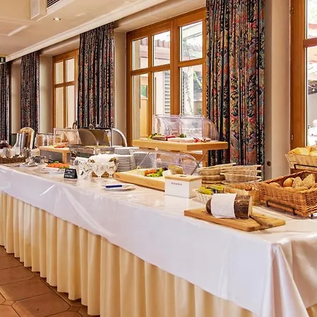 Akzent Krone Hotel 3*