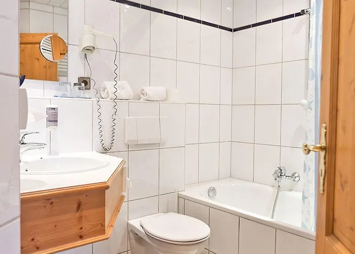 Akzent Krone Hotel Helmstadt