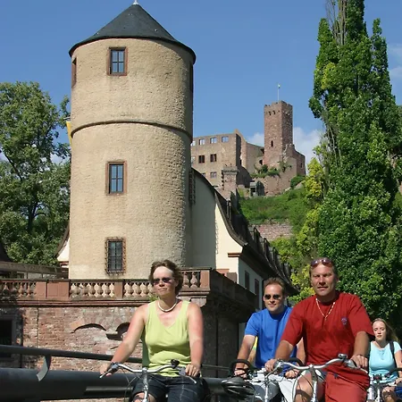 Hotel Akzent Krone Helmstadt