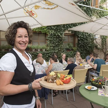 فندق Akzent Krone 3*