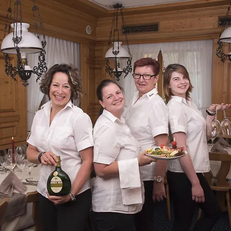 Akzent Krone فندق