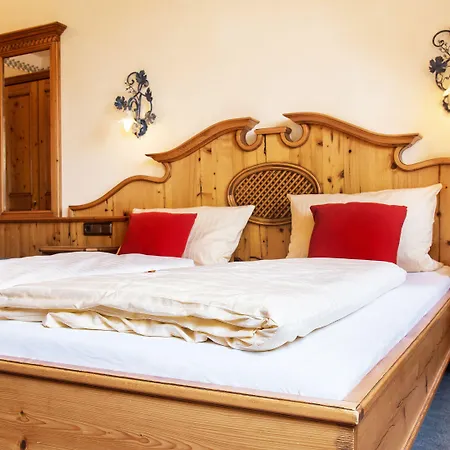 Akzent Krone 3* Хельмштадт