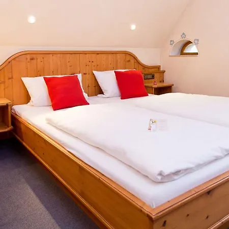 فندق Akzent Krone Helmstadt