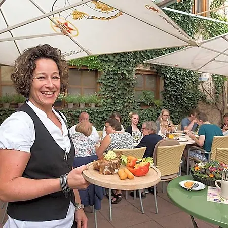 Hotel Akzent Krone Helmstadt