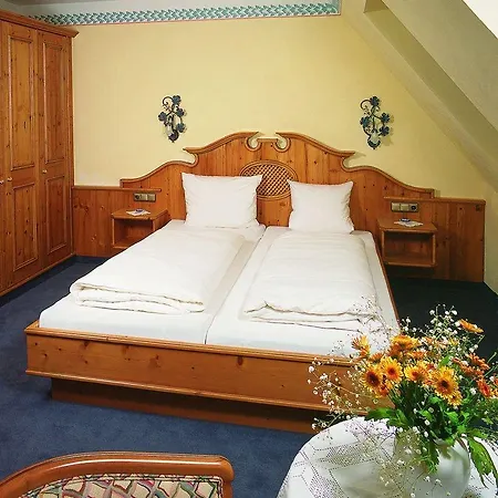 Akzent Krone Hotel Helmstadt