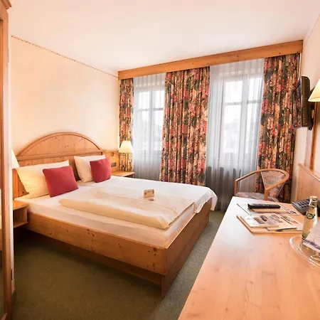 Hotel Akzent Krone 3*