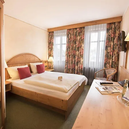 Hotel Akzent Krone 3*