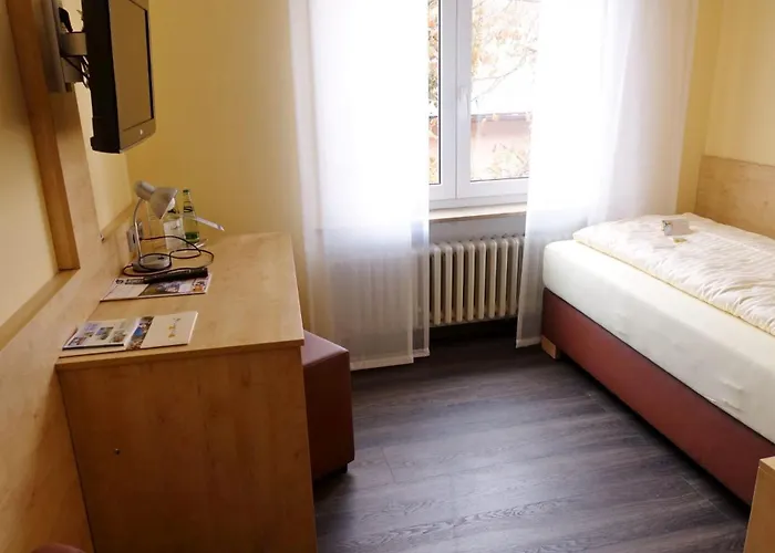 Akzent Krone 3* Helmstadt